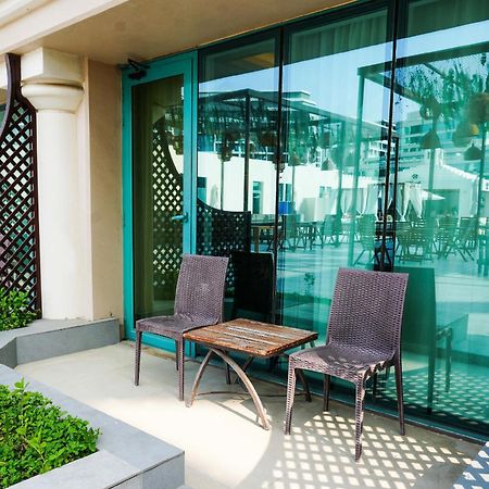 Moevenpick Grand Al Bustan Hotel Дубай Екстериор снимка