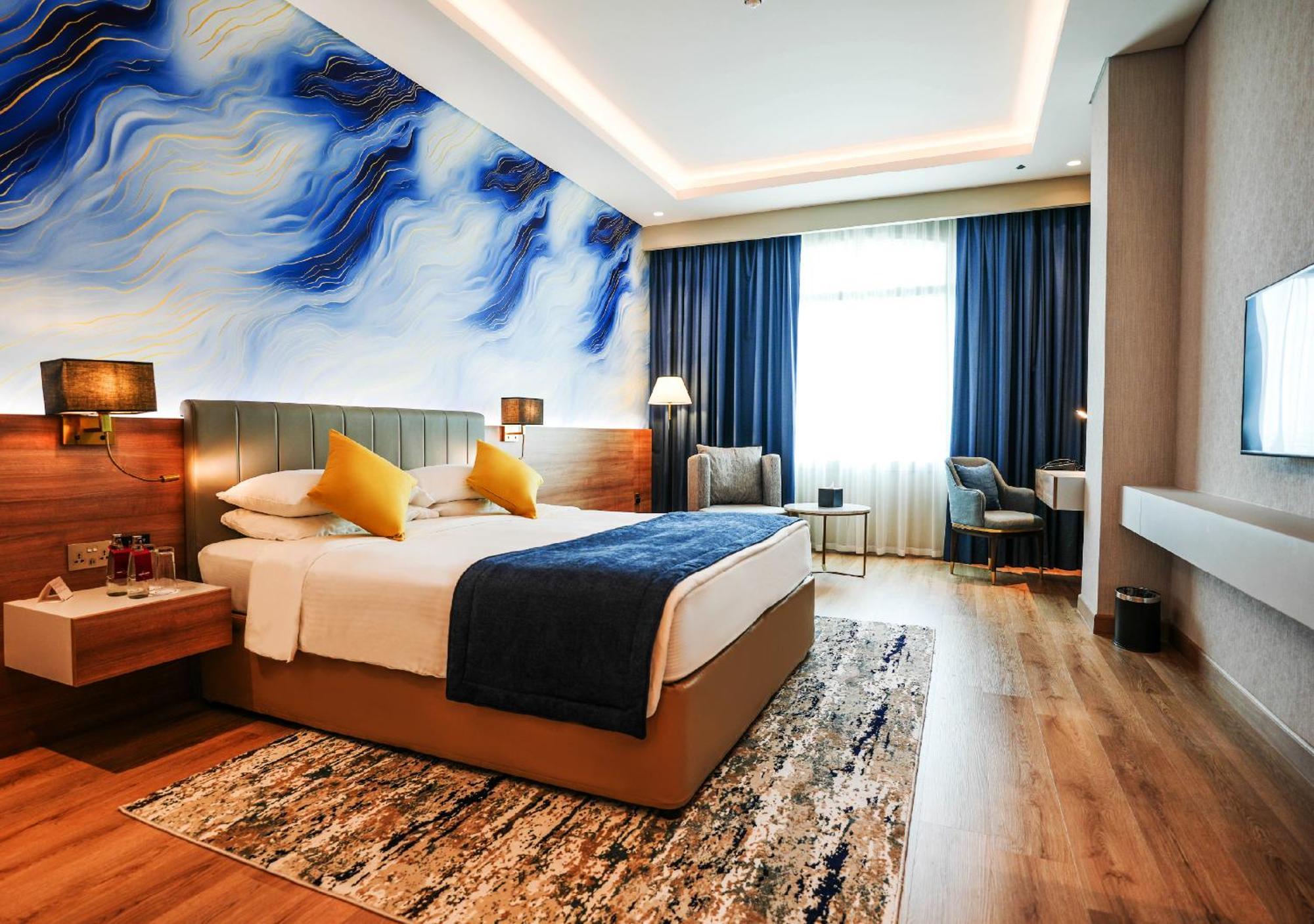 Moevenpick Grand Al Bustan Hotel Дубай Екстериор снимка